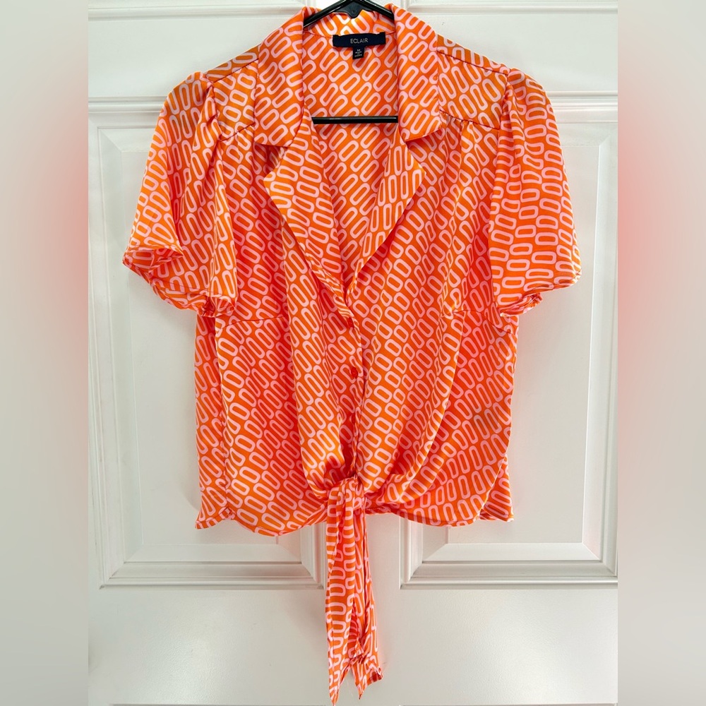 ECLAIR • Geometric Button-Up Short Sleeve Tie Blouse